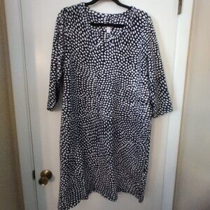 D&Co Active Navy & white split neck 3/4 sleeve knit dress 1x